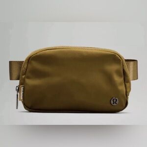 NWOT lululemon Everywhere Belt Bag Burnt Caramel 1L Unisex LU9AX2S